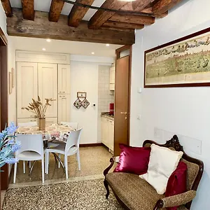  Appartement San Bortolomio Near Suso Ice-cream